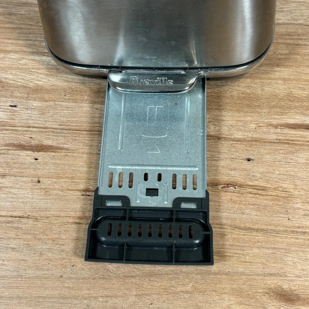 Breville BTA735 BSS Bit More 2-Slice Toaster Brushed Stainless Steel Silver